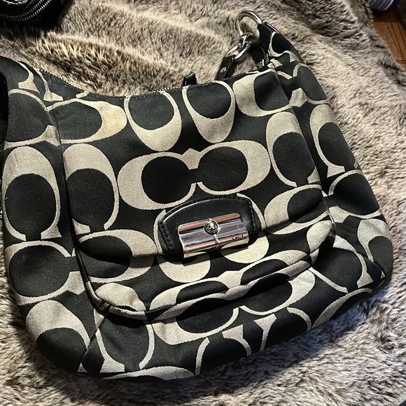 old coach kirsten bag and wallet <333 - Picture 8 of 13